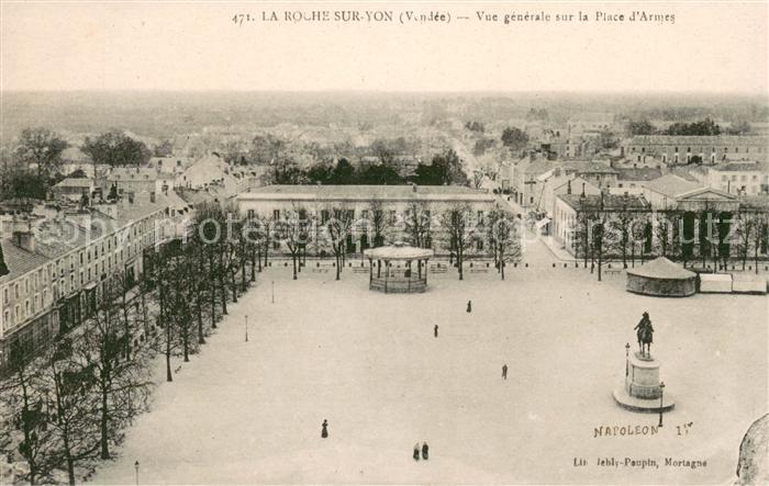 La Roche-sur-Yon Vue Generale sur la Place d Armes Monument