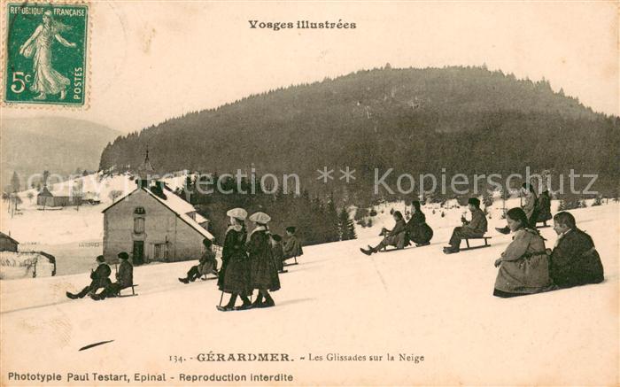 Gerardmer Vosges Les Glissades sur la neige