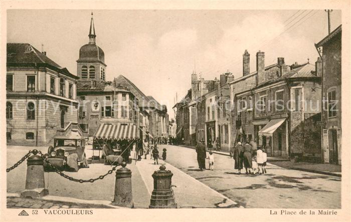 Vaucouleurs Place de la Mairie
