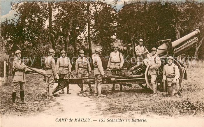 Camp de Mailly 155 Schneider en batterie Canon Soldats