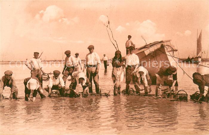 Bourcefranc-le-Chapus Pêche des Huîtres de Marennes a d_Erre