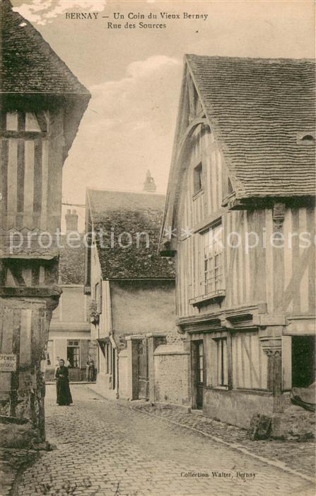 Bernay Un coin du Vieux Bernay Rue des Sources