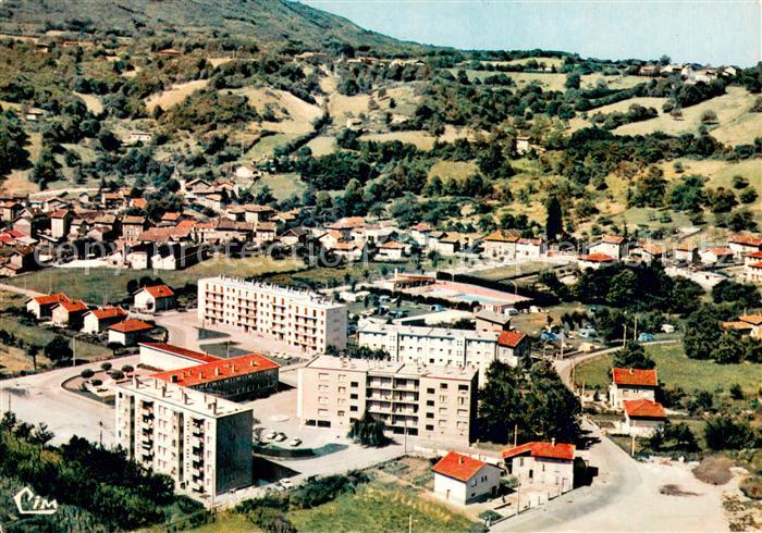 Renage Nouvelles Constructions Piscine Terrain de Camping vue aérienne