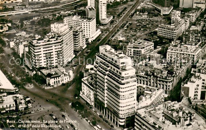 Casablanca La place de France et le Boulevard de la Republique Vue aerienne