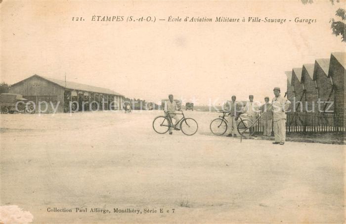 Etampes Ecole d Aviation Militaire a Ville Sauvage Garages