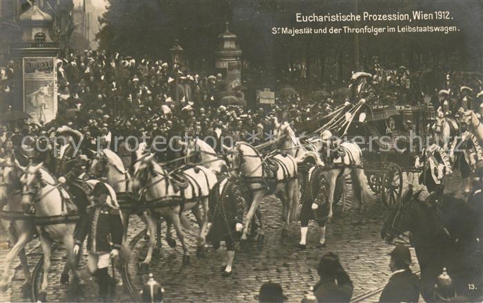 WIEN AT Eucharistische Prozession Glas-Galawagen Pferdegespann