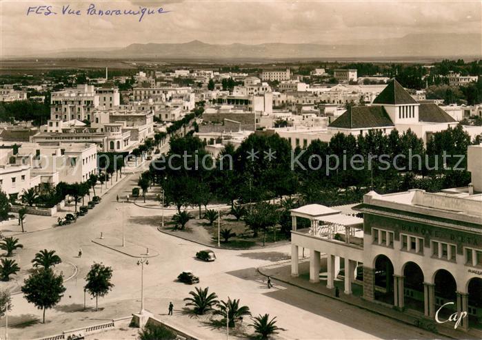 Fes Fez Maroc Vue panoramique vers l'Avenue du General Poeymirau