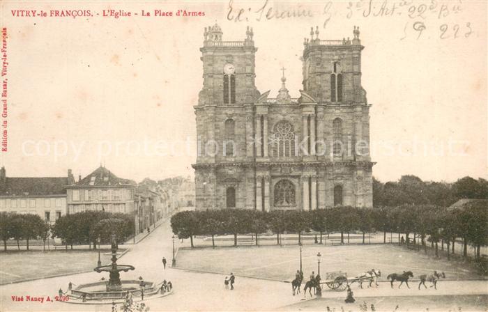 Vitry-le-Francois Eglise Place d_Armes