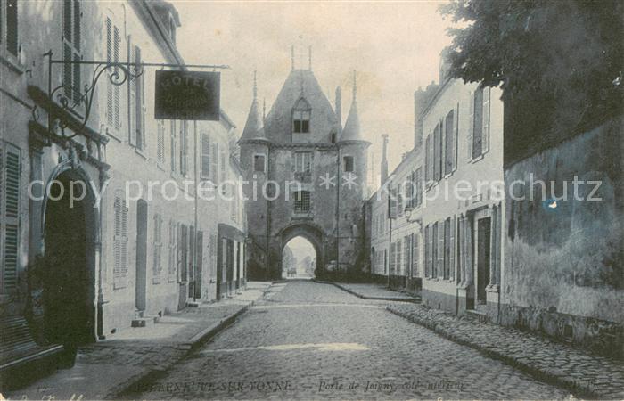 Villeneuve-sur-Yonne Porte de Joigny