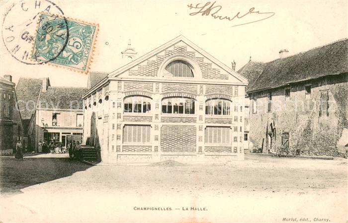 Champignelles La Halle