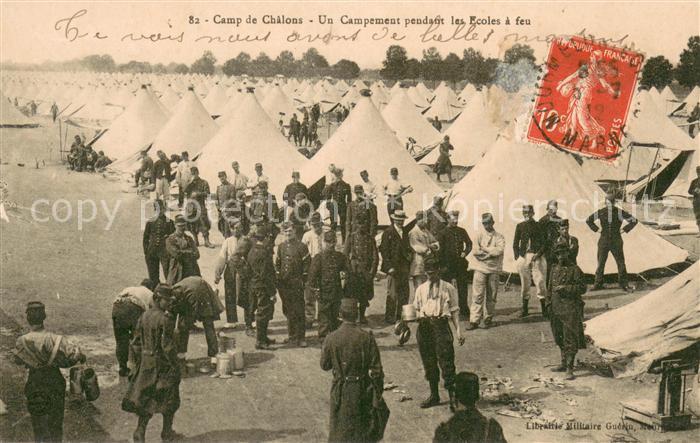 Camp de Chalons Un Campement pendant les Ecoles a feu