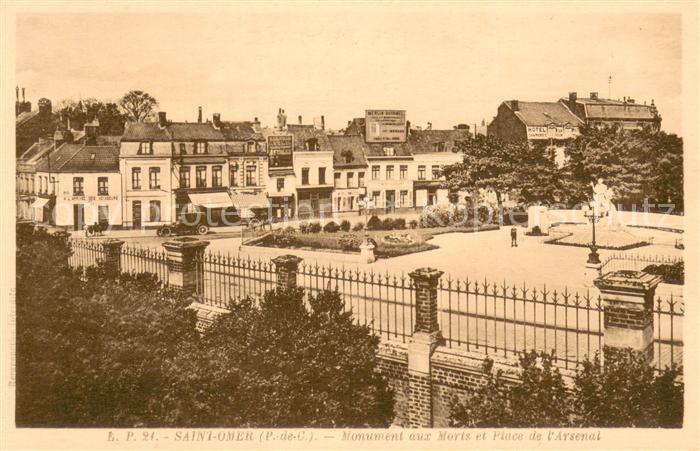 Saint-Omer Pas-de-Calais Monument aux Morts et Place de l'Arsena