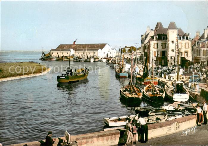 Le Croisic Le Port a l’arriere plan la Criee