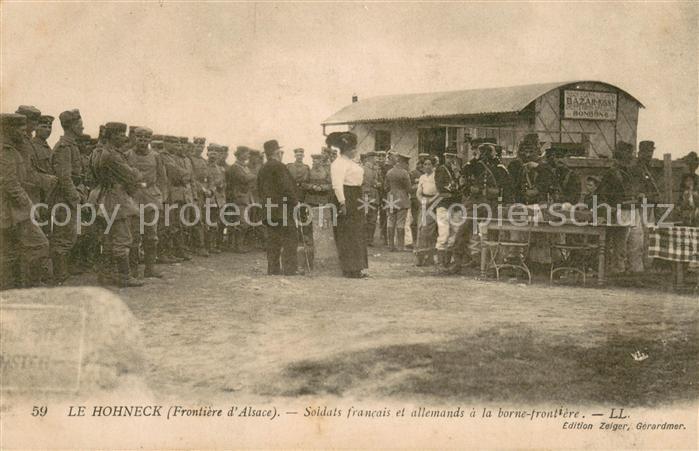 Hohneck Soldats francais et allemands a la borne frontiere
