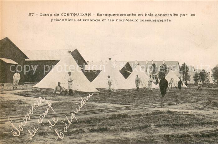 Camp de Coetquidan Baraquement en bois construits par les