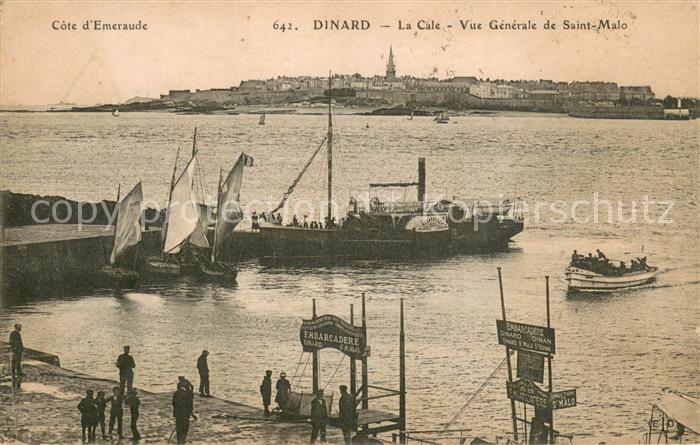 Dinard 35 La Cale Vue generale de Saint Malo