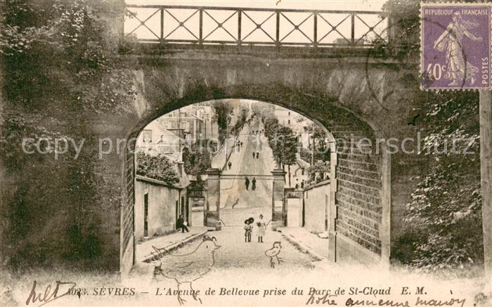 Sevres Avenue de Bellevue prise du Parc de St