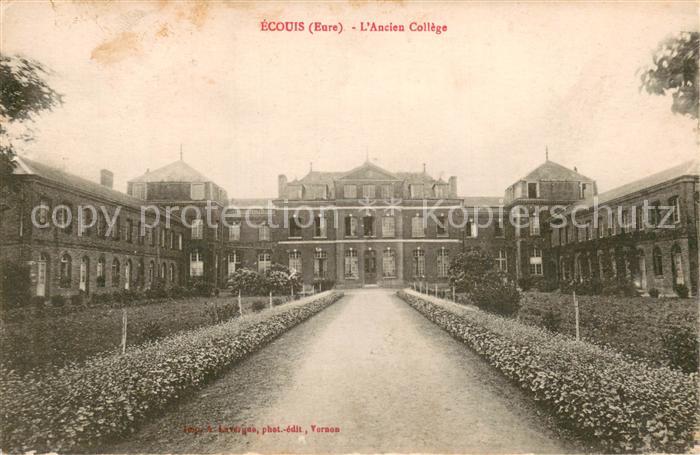 Ecouis Ancien College
