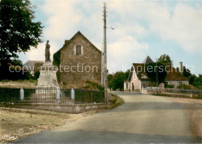 Sarrazac Dordogne Le Monument aux Morts
