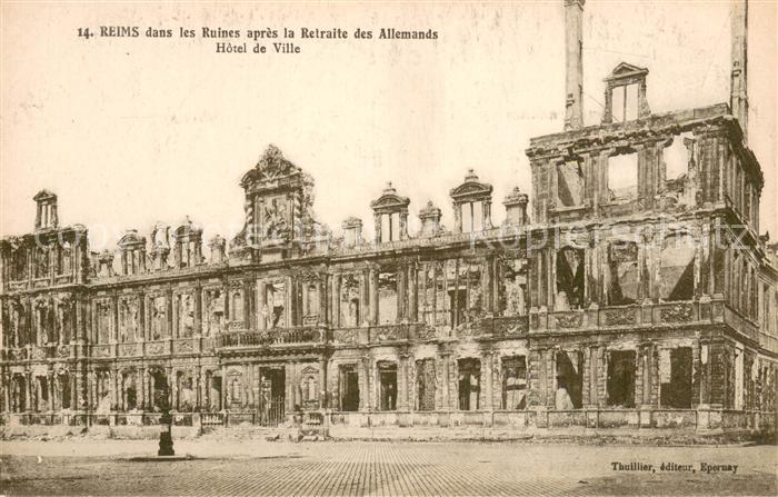 Reims 51 dans les Ruines apres la Retraite des A