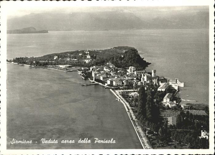 Sirmione Lago di Garda Sirmione Veduta aerea della Penisola Fl