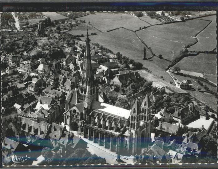 Autun Fliegeraufnahme Cathedrale