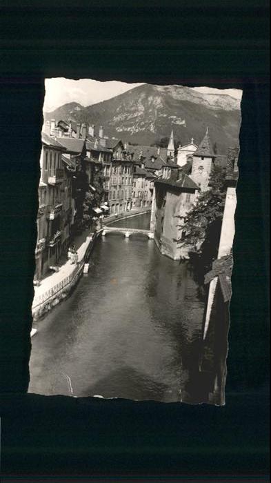 Annecy Haute-Savoie Canaux Vieux quartiers Le Mont Veyrier