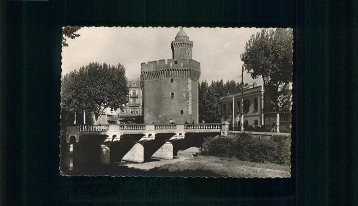 Perpignan Le Castillet et la Pont de la Basse