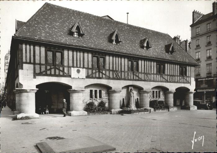 Rouen Place du Vieux Marche