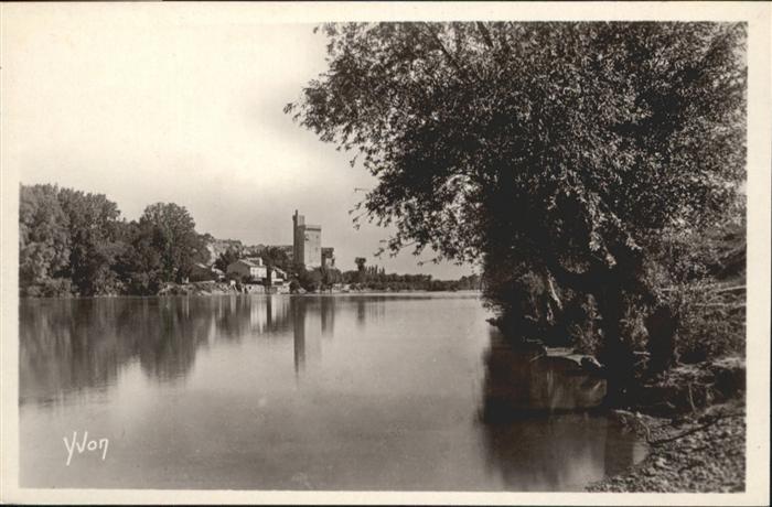 Avignon Vaucluse Les bords du Rhone