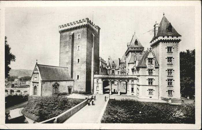 Pau 64 Le Chateau Henri IV Donjon