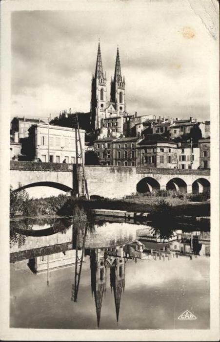 Niort 79 Les bords de la Sevre Niortaise