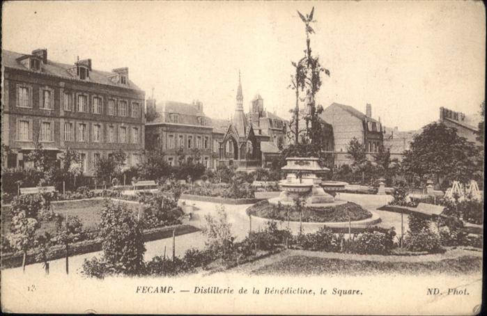 Fecamp Distillerie et la Benedictine le Square