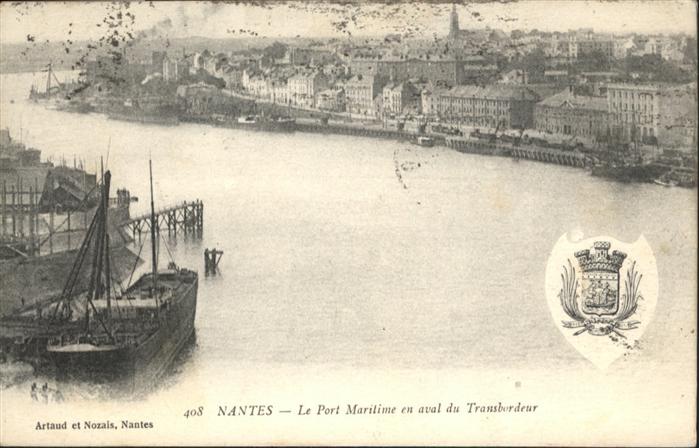 Nantes Loire Atlantique Le Port Maritime en aval du Transbordeu