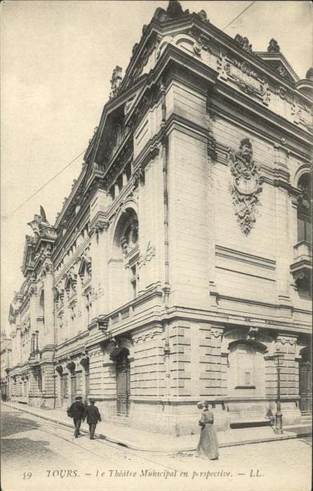 Tours Indre-et-Loire Le Theatre Municipal en perspective