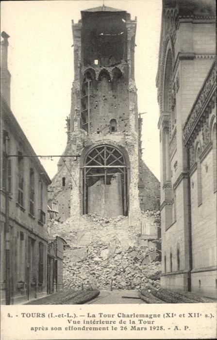 Tours Indre-et-Loire La Tour Charlemagne effondrement le 26