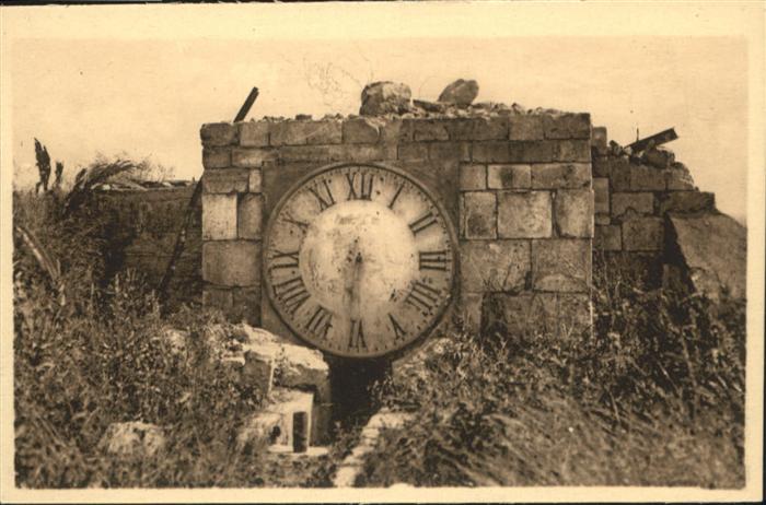 Montfaucon-d Argonne Poste de Mitrailleuse Cadran de l'Eglis