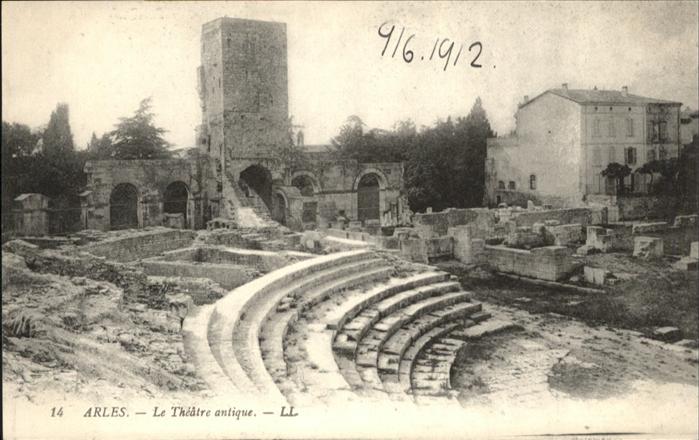 Arles Bouches-du-Rhone le Theatre antique