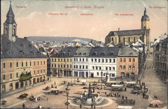 Annaberg-Buchholz Erzgebirge Marktplatz Kirchenuhr