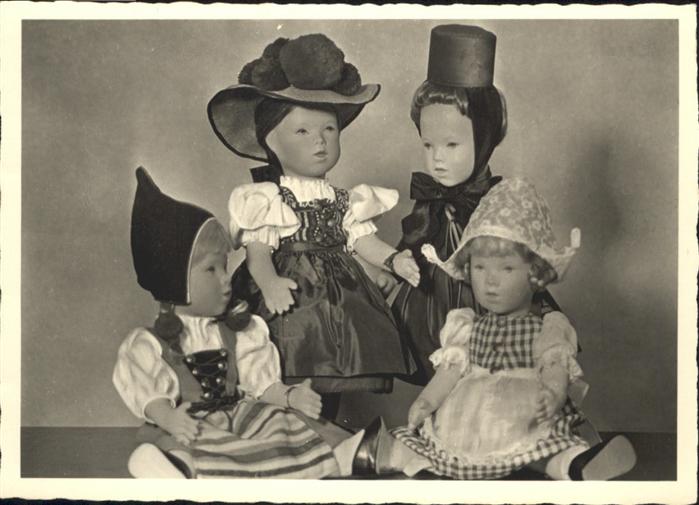 Puppe Doll Poupee Kinderspielzeug Trachten