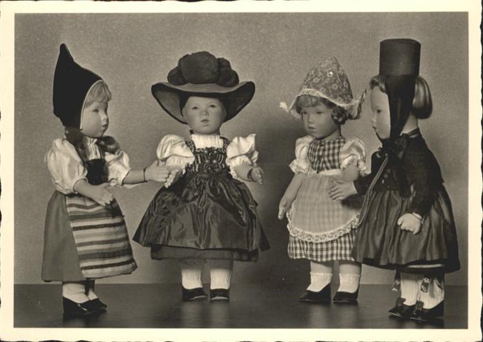 Puppe Doll Poupee Kinderspielzeug Trachten