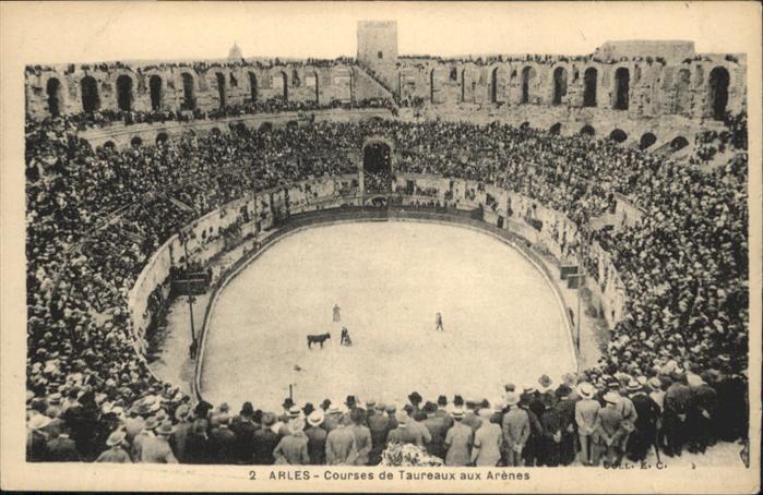 Arles Bouches-du-Rhone Courses de Taureaux aux Arenes