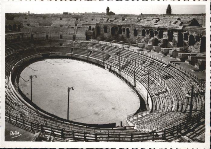 Nimes L'Interieur des Arenes
