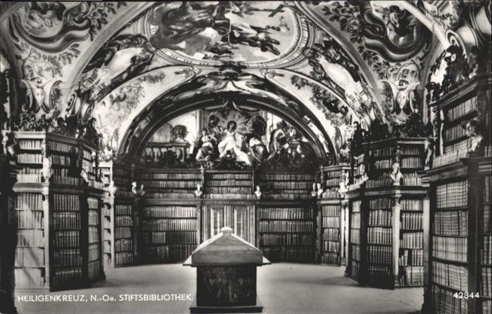 Bibliothek Library Stiftsbibliothek