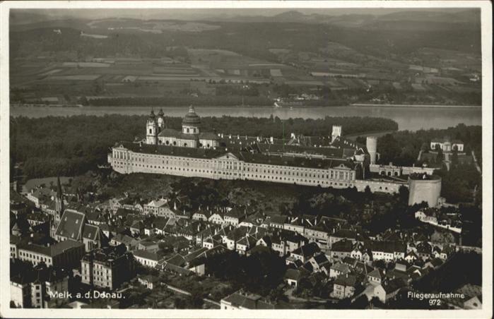 Melk Donau Fliegeraufnahme