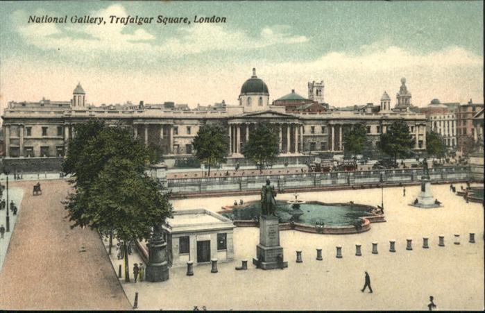 London National Gallery Trafalgor Square Brunnen