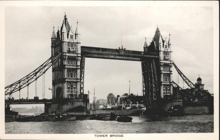 London Tower Bridge Schiff