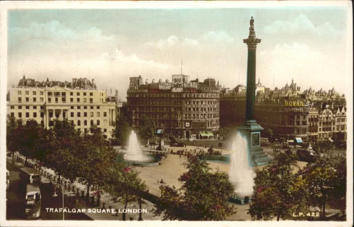London Trafalgar Square Frontaine