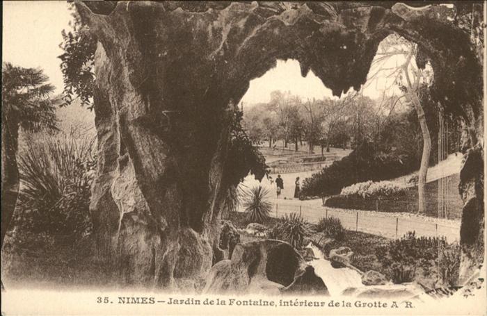 Nimes Jardin de la Fontaine Grotte