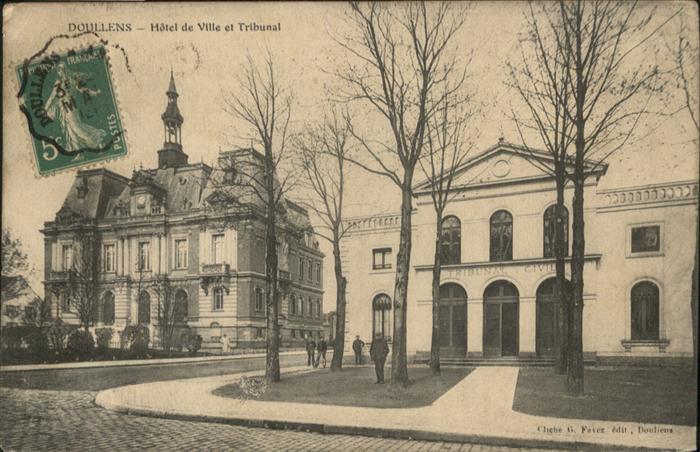 Doullens Somme Hotel Ville Tribunal
